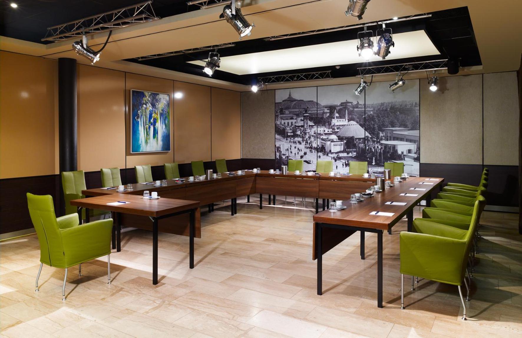 Fletcher Hotel-Restaurant De Korenbeurs Made Exteriör bild